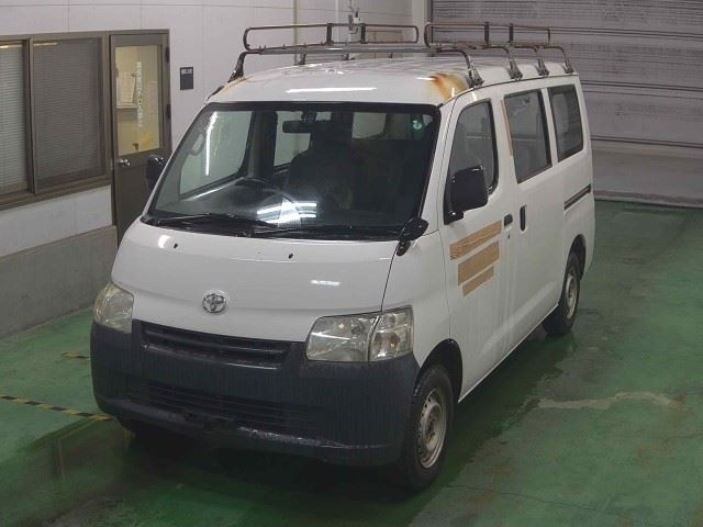 TOYOTA TOWN ACE VAN 2011
