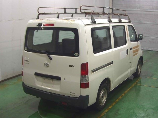 TOYOTA TOWN ACE VAN 2011