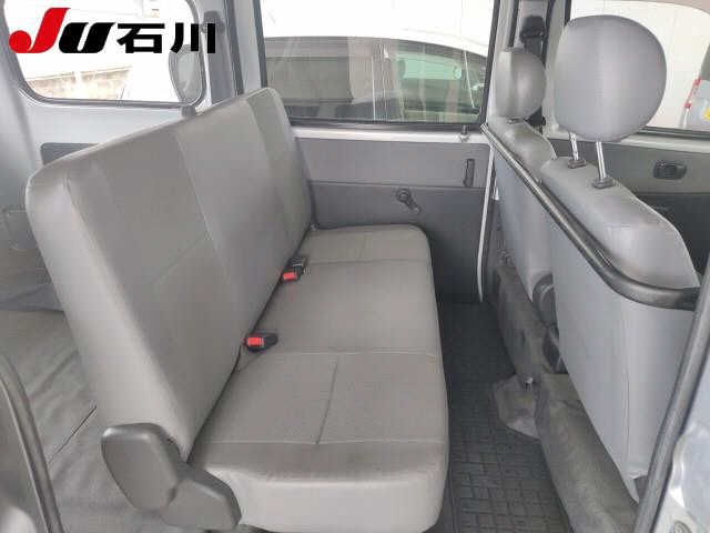 TOYOTA TOWN ACE VAN 2011