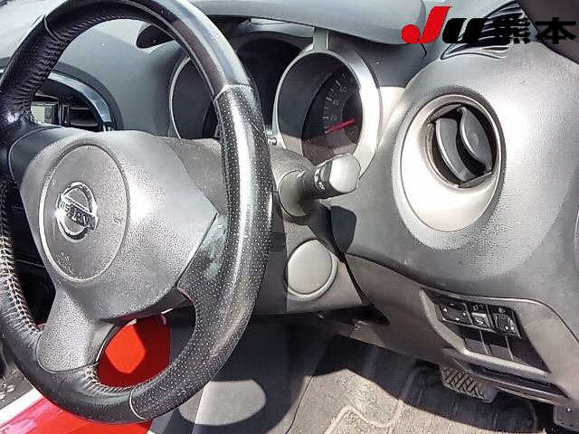 NISSAN JUKE 2011
