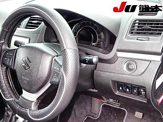 SUZUKI SWIFT 2015