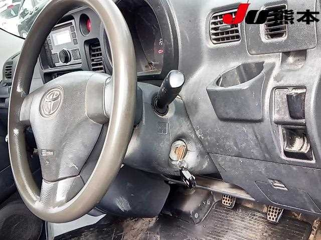 TOYOTA PIXIS VAN 2015