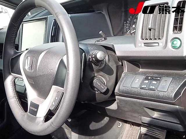 HONDA STEP WAGON 2013