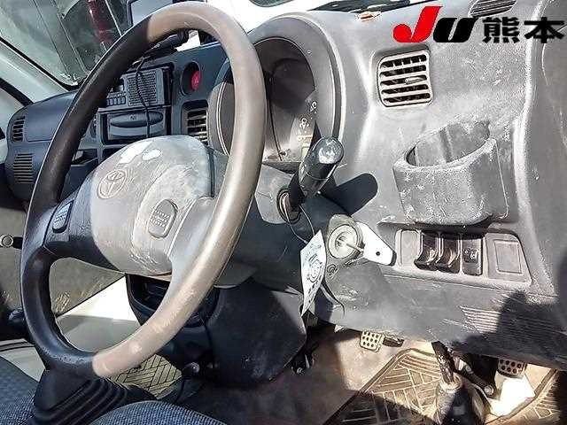 TOYOTA PIXIS TRUCK 2012