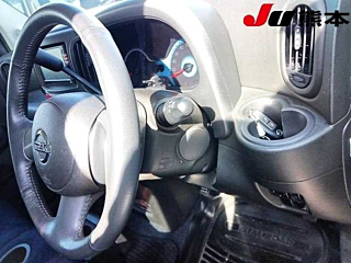 NISSAN CUBE 2011