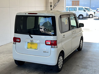 DAIHATSU TANTO 2009