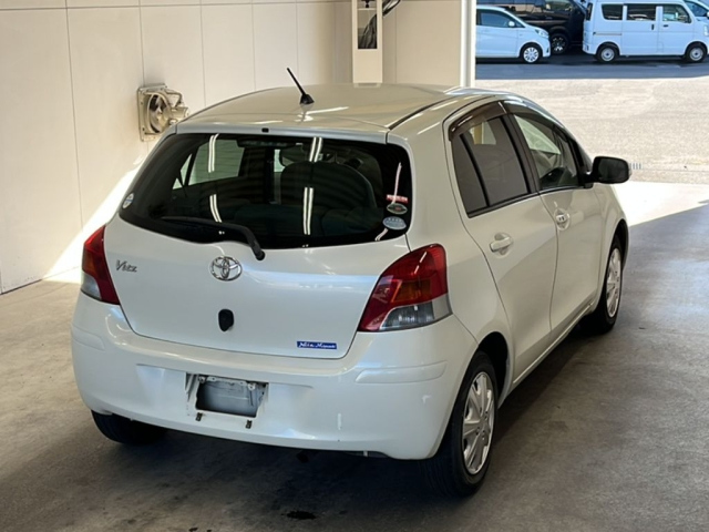 TOYOTA VITZ 2008