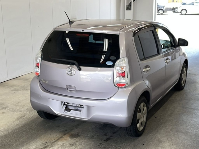TOYOTA PASSO 2010