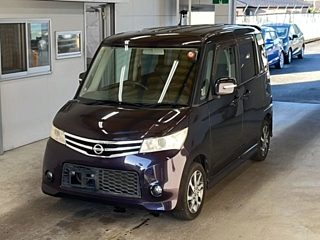 NISSAN ROOX 2010