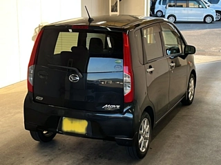 DAIHATSU MOVE 2013