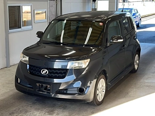 TOYOTA BB 2010
