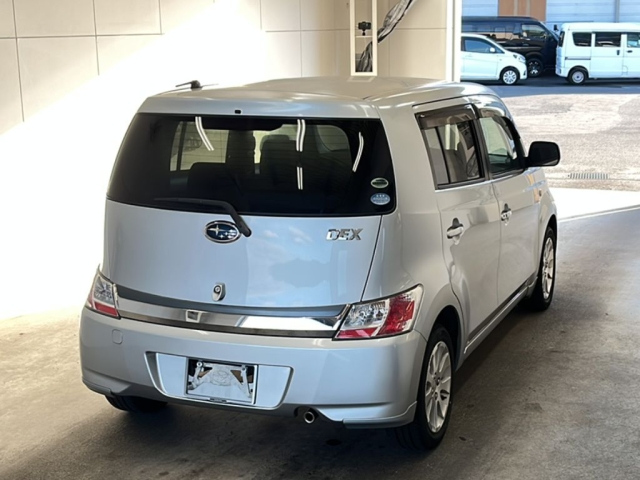 SUBARU DEX 2010
