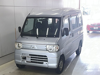 MITSUBISHI MINICAB VAN 2013