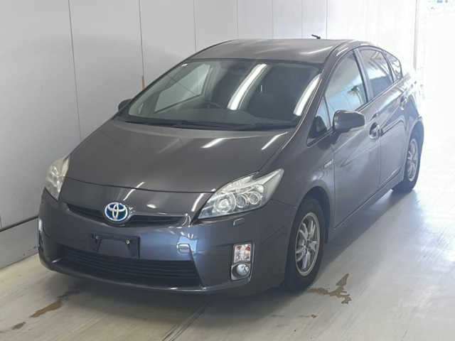 TOYOTA PRIUS 2011