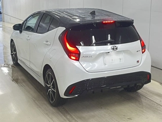 TOYOTA AQUA 2025