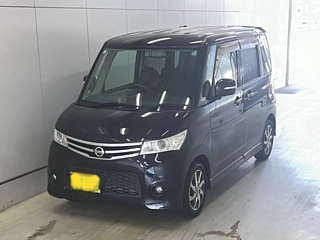 NISSAN ROOX 2011