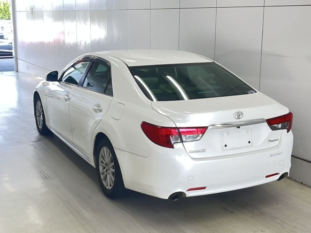 TOYOTA MARK X 2013