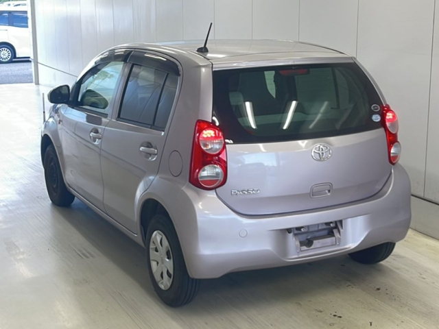 TOYOTA PASSO 2010