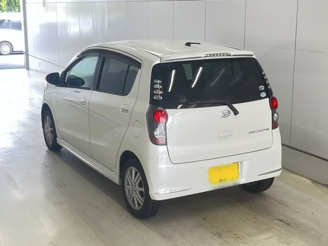 DAIHATSU MIRA 2011