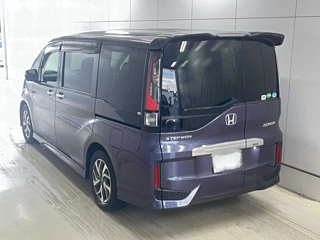HONDA STEP WAGON 2016