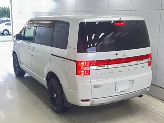 MITSUBISHI DELICA D5 2008