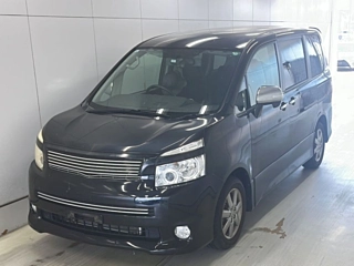 TOYOTA VOXY 2009