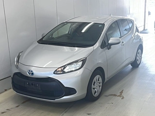 TOYOTA AQUA 2022
