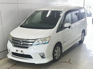 NISSAN SERENA 2013