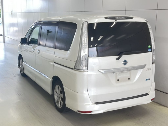 NISSAN SERENA 2013