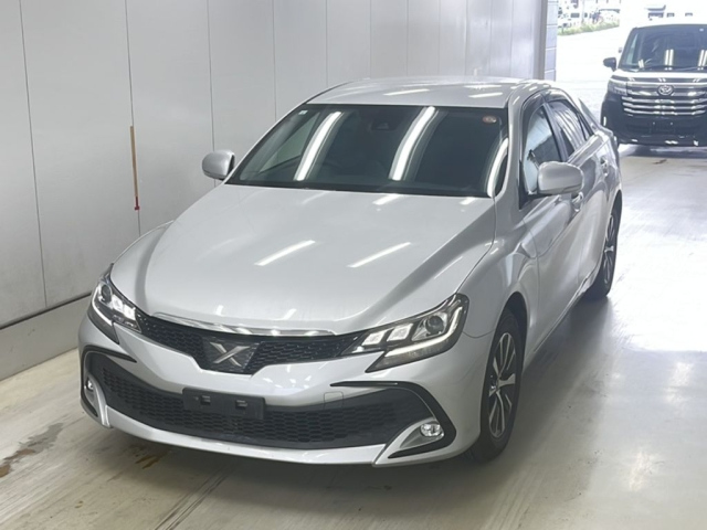 TOYOTA MARK X 2017