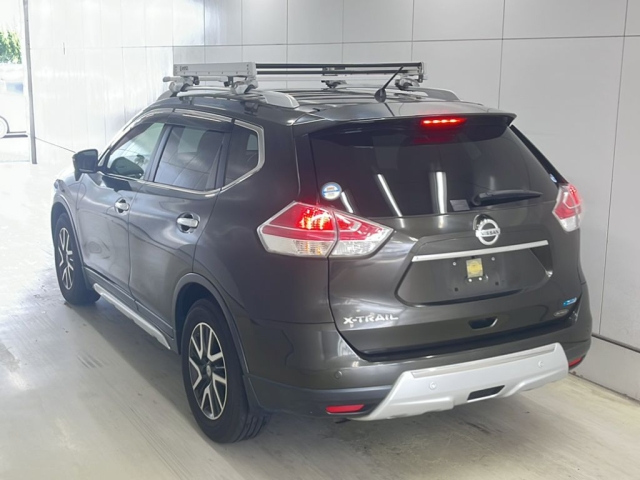 NISSAN X-TRAIL 2014