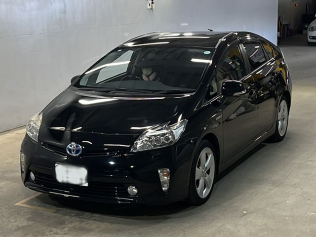 TOYOTA PRIUS 2015