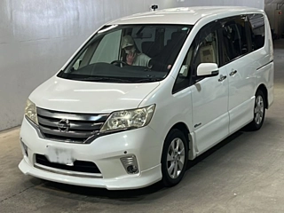 NISSAN SERENA 2013