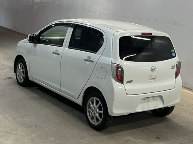 DAIHATSU MIRA E S 2012