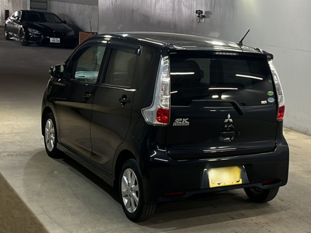 MITSUBISHI EK CUSTOM 2013