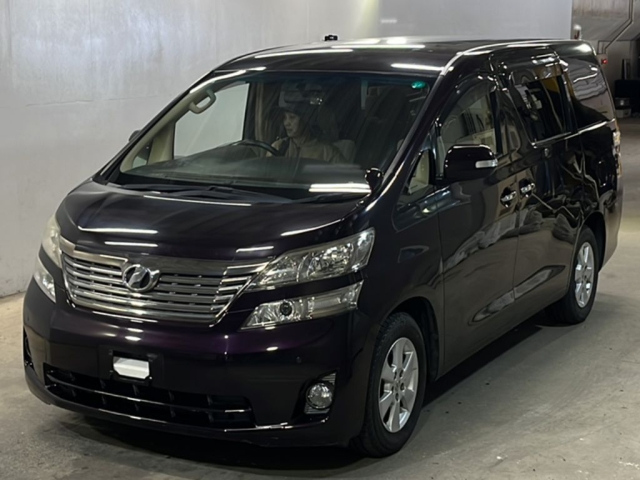 TOYOTA VELLFIRE 2010