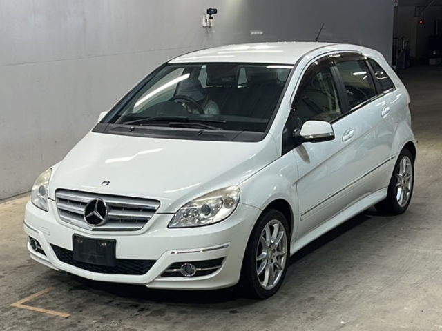 MERCEDES BENZ B CLASS 2010