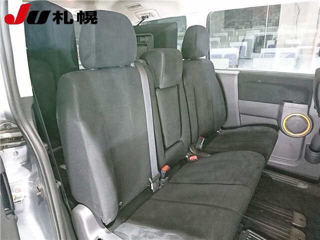 MITSUBISHI DELICA D5 2013