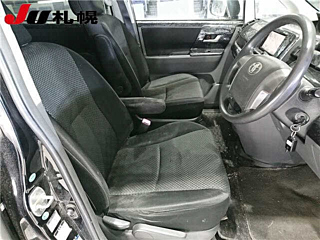 TOYOTA NOAH 2008