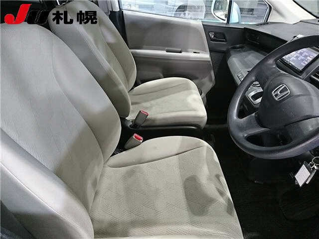 HONDA FREED 2008