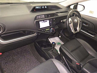 TOYOTA AQUA 2014
