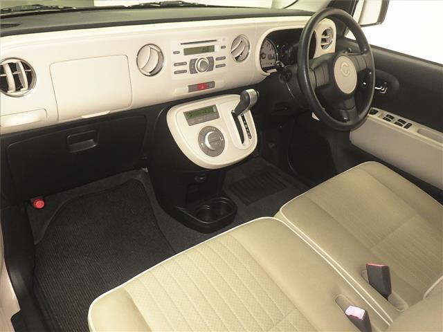 DAIHATSU MIRA 2012