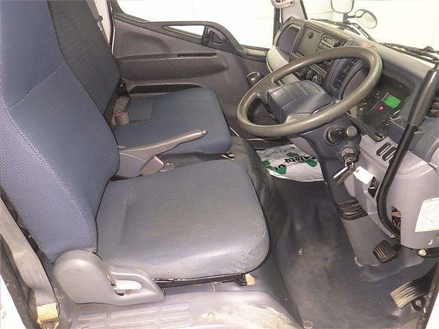 MITSUBISHI CANTER 2015