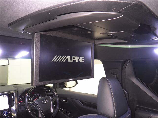 TOYOTA VELLFIRE 2017