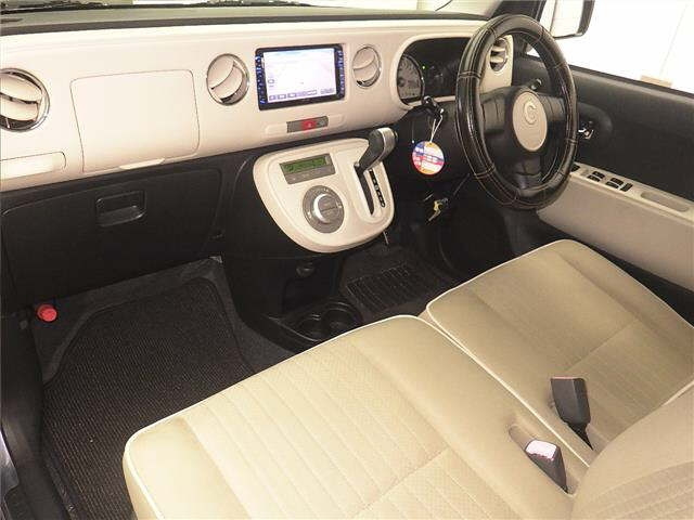 DAIHATSU MIRA 2010