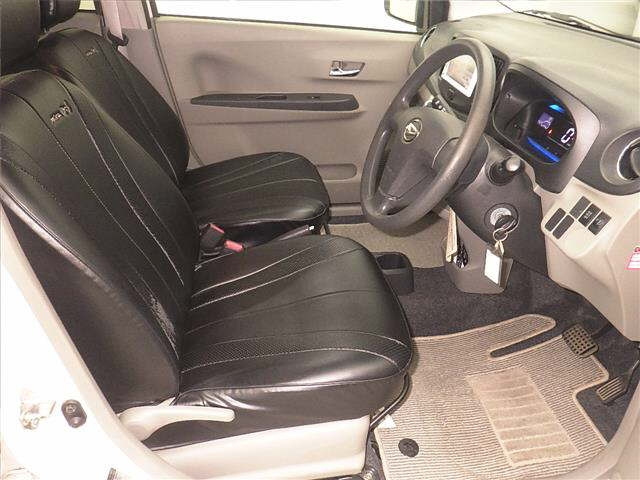 DAIHATSU MIRA E S 2011