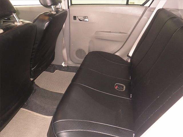 DAIHATSU MIRA E S 2011