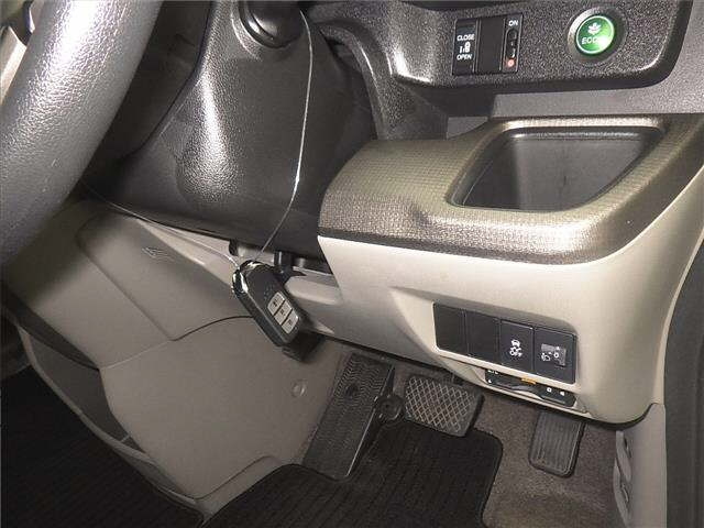 HONDA STEP WAGON 2017