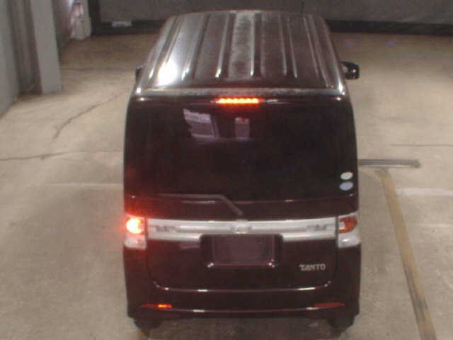 DAIHATSU TANTO 2008
