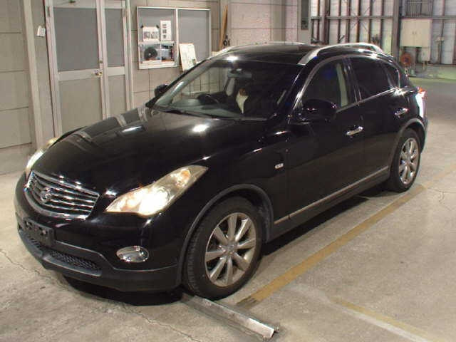 NISSAN SKYLINE CROSSOVER 2013